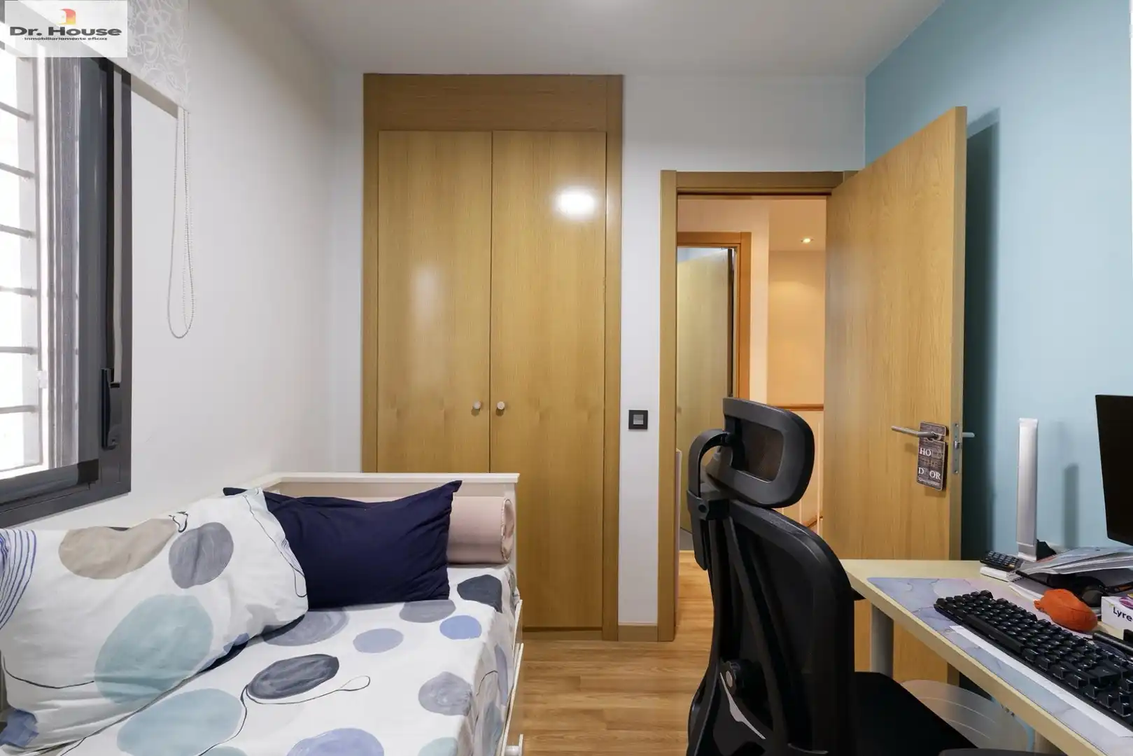 Bedroom of Flat for sale in Málaga  with Air Conditioner, Heating and Storage room