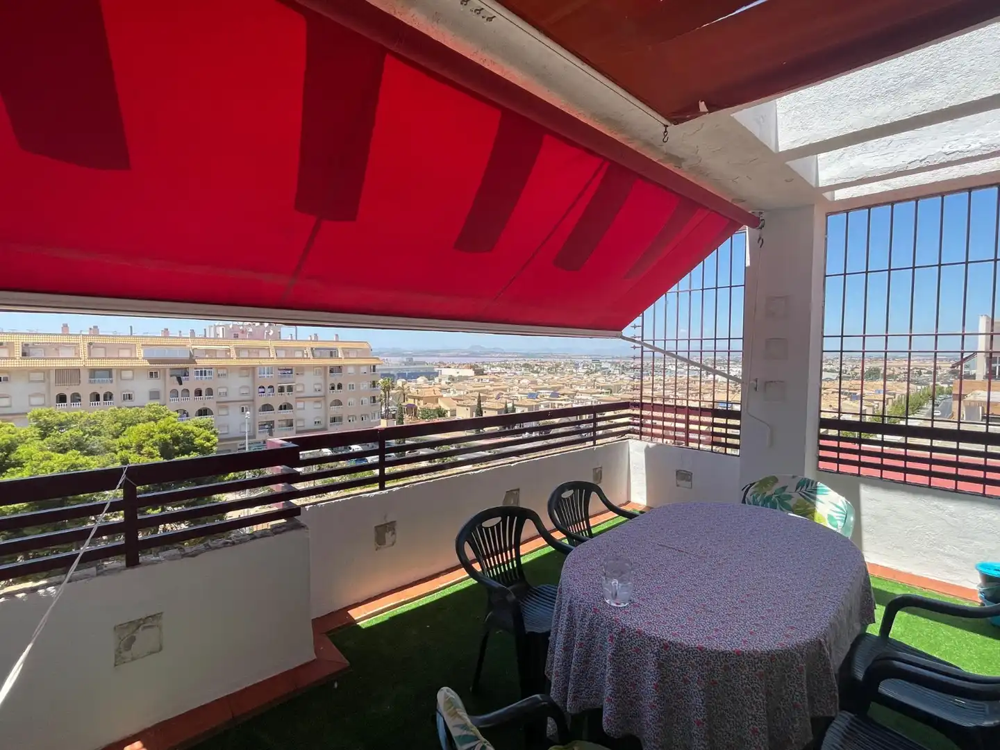 Terraza de Ático de alquiler en Torrevieja con Aire acondicionado, Calefacción y Terraza