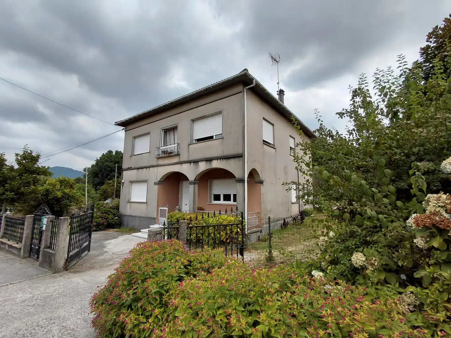 Villa avec jardin à vendre à Lugar Té 2
