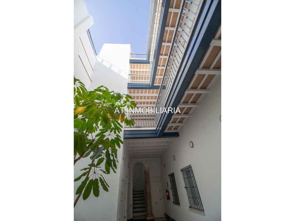 Exterior view of Flat for sale in  Cádiz Capital  with Air Conditioner