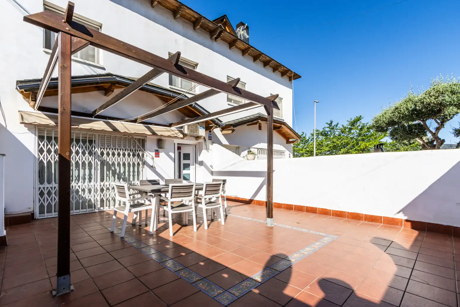 Terrassa de Casa o xalet en venda en Viladecavalls amb Aire condicionat, Calefacció i Jardí privat