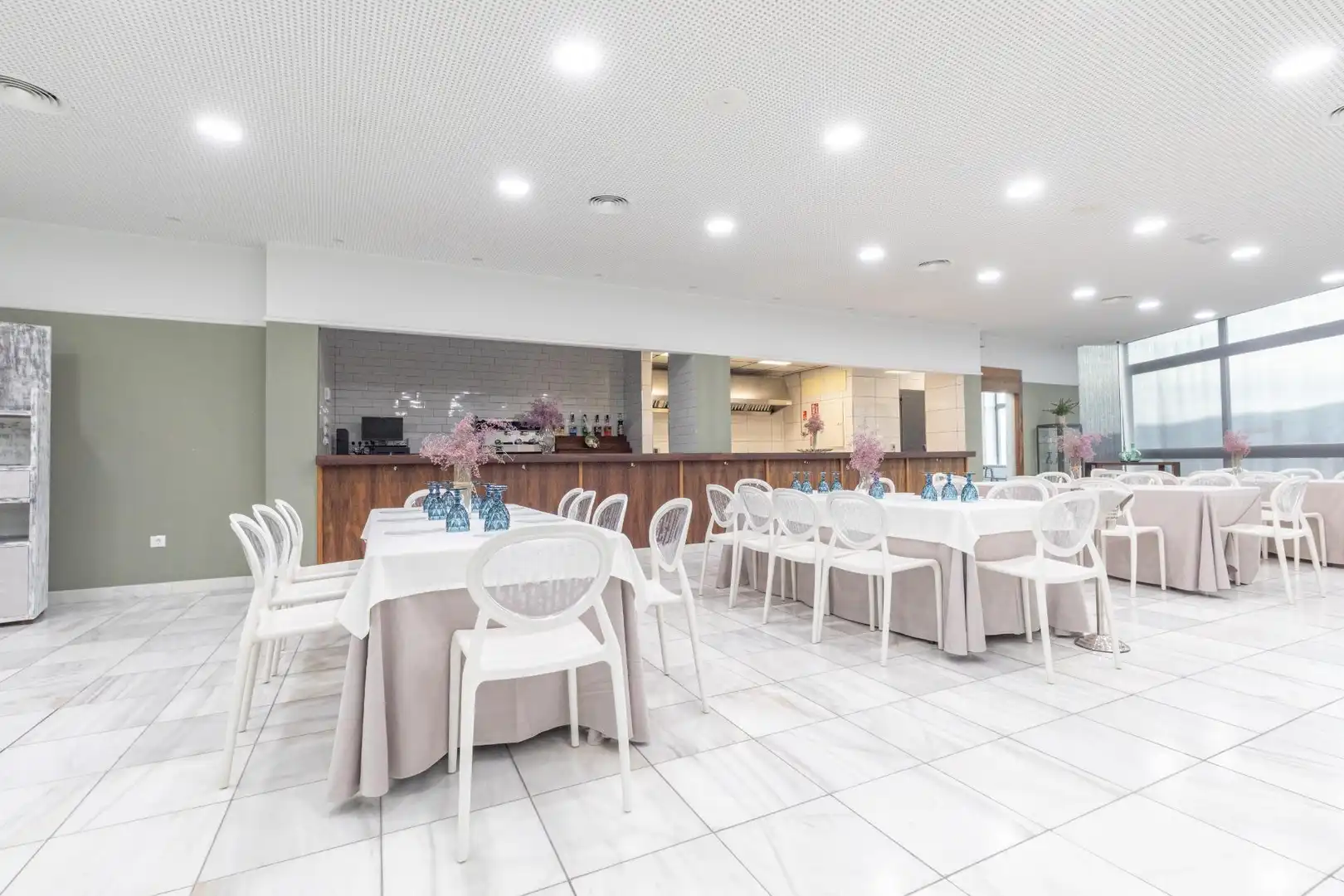 Edificio en venta en Avenida Juan Carlos I, Campos del Río