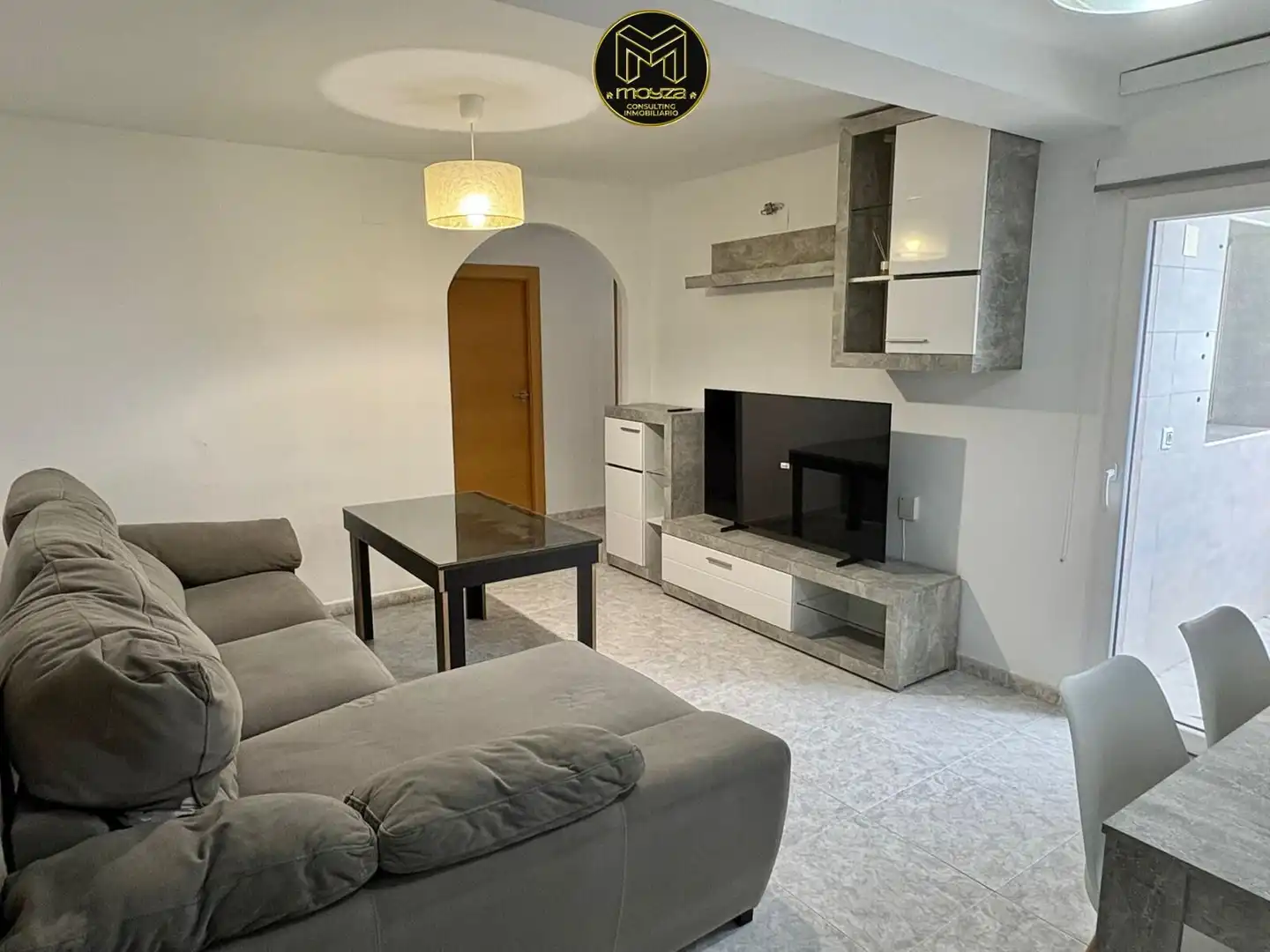 Sala d'estar de Pis en venda en Jaén amb Aire condicionat, Moblat i Balcó