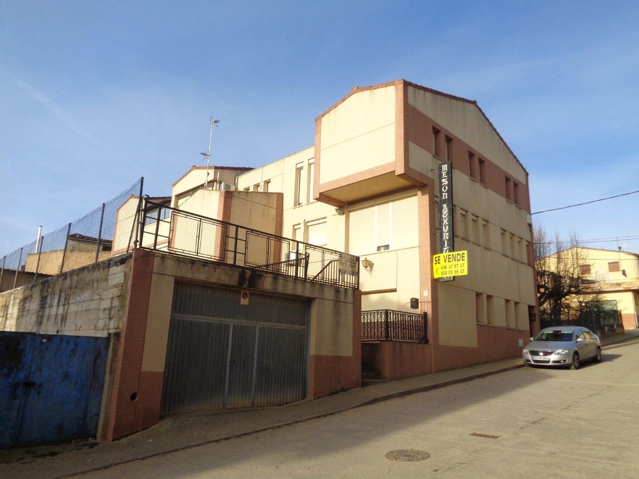 Außenansicht von Country house zum verkauf in San Asensio mit Heizung