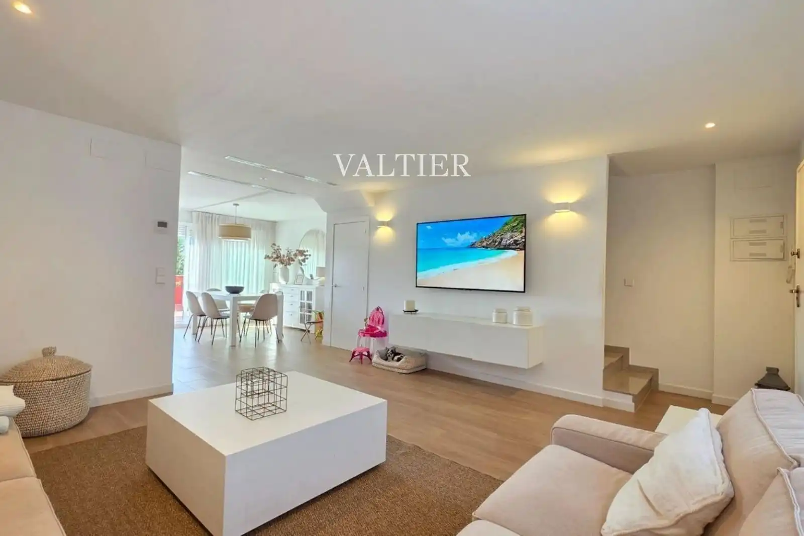 Wohnzimmer von Haus oder Chalet zum Verkauf in Almoines mit Klimaanlage, Terrasse und Schwimmbad