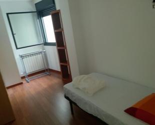 Bedroom of Apartment to share in  Barcelona Capital  with Air Conditioner, Heating and Furnished