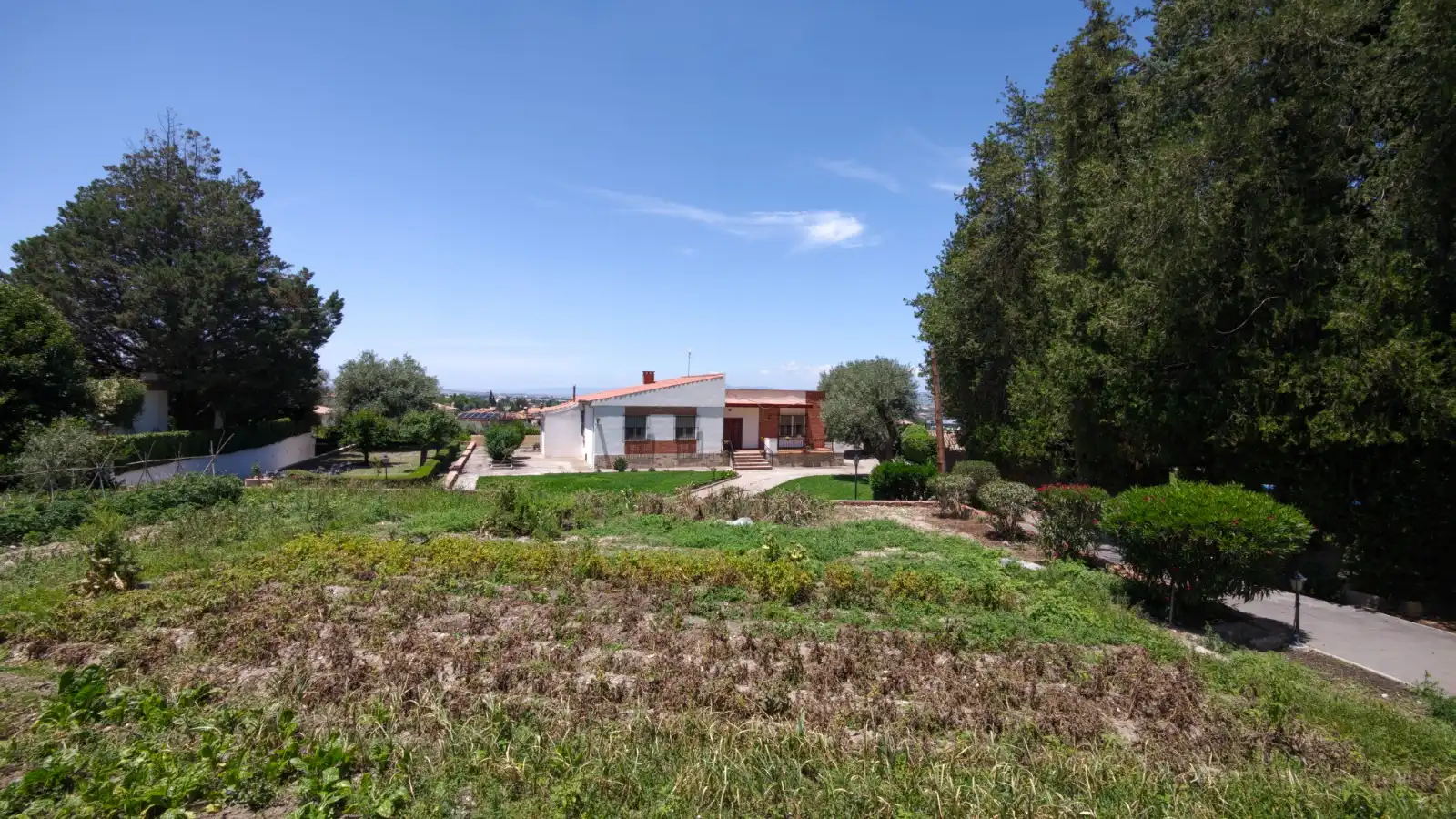Casa o xalet en venda en La Zubia amb Aire condicionat, Jardí privat i Traster