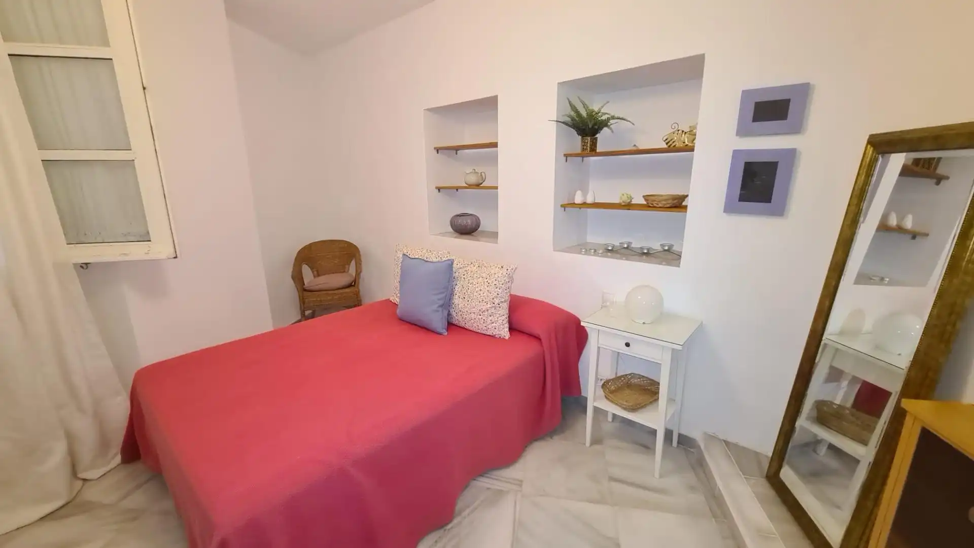 Habitación de Planta baja en venta en Cádiz