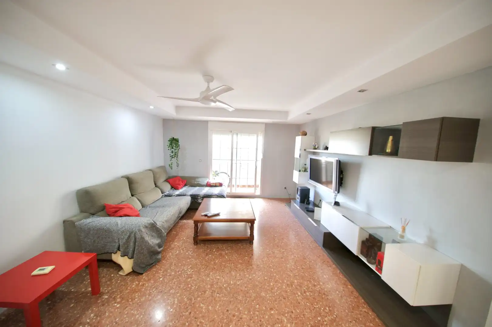 Living room of Flat for sale in Manises  with Air Conditioner, Terrace and Balcony