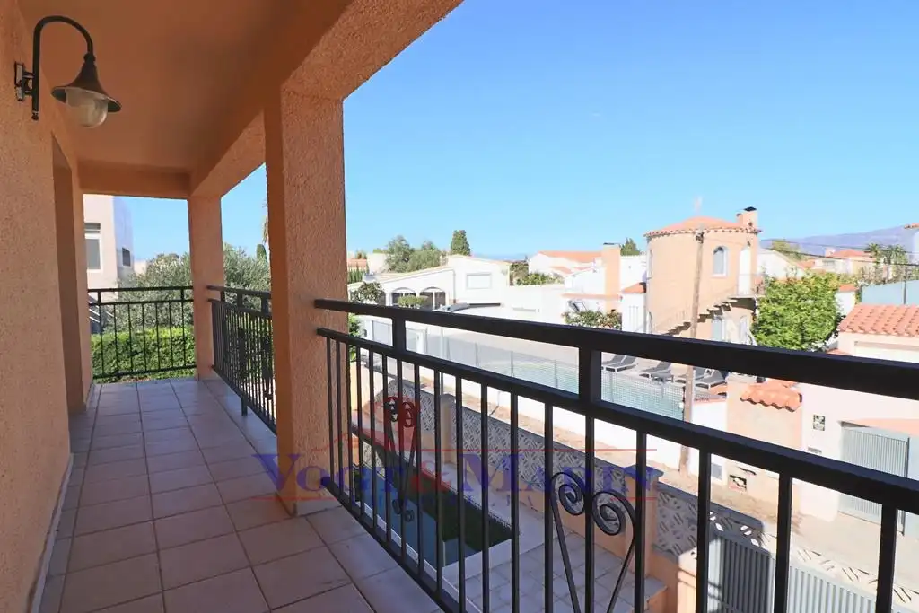 Casa con terraza en venta en Carrer Requesens, imagen 15