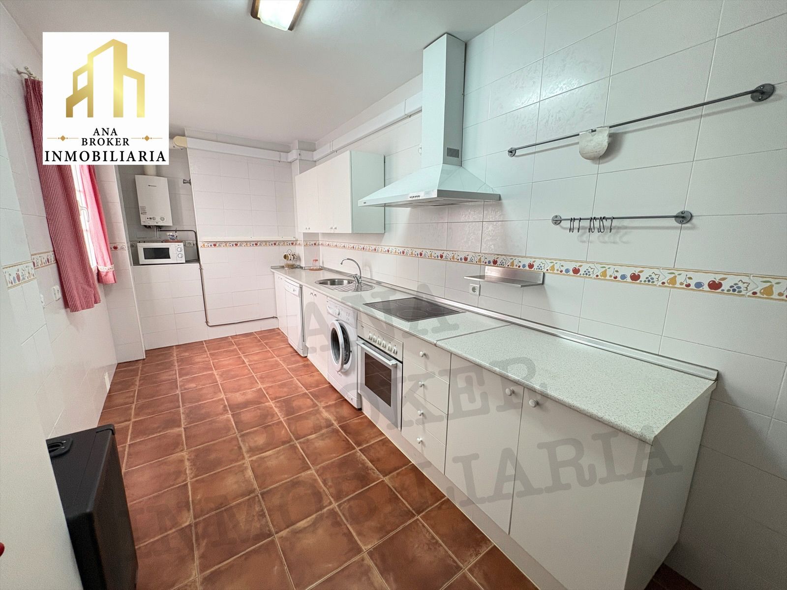Kitchen of Flat to rent in Ronda