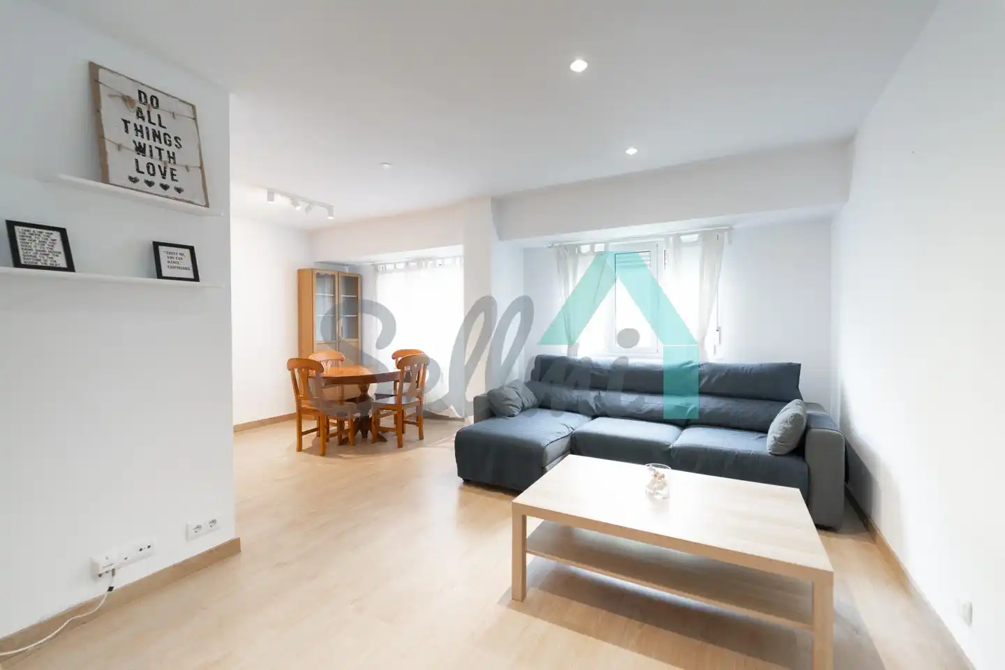 Living room of Flat for rent in Oviedo   with Heating, Terrace and Furnished