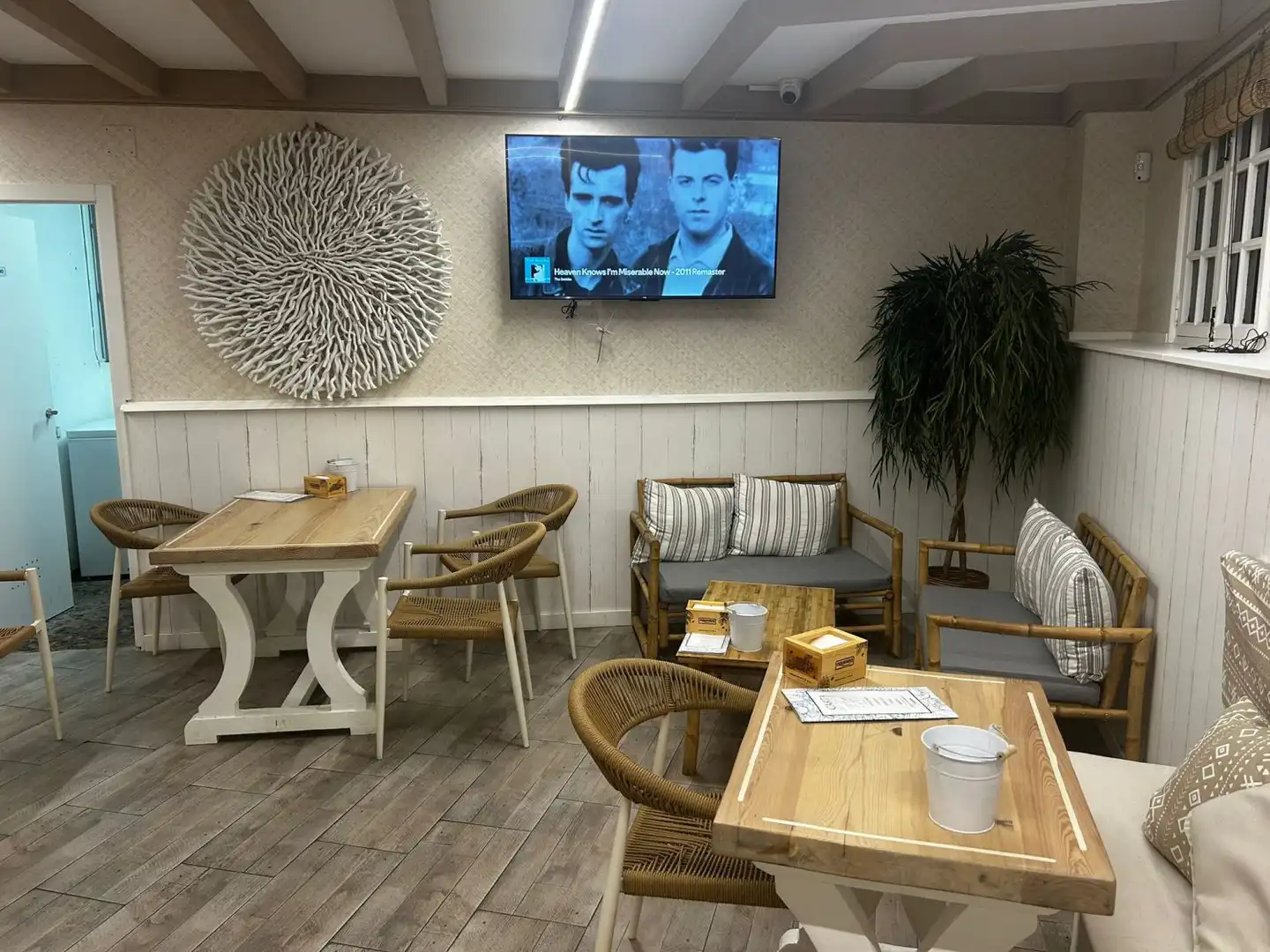 Business premises for sale in Esteiro