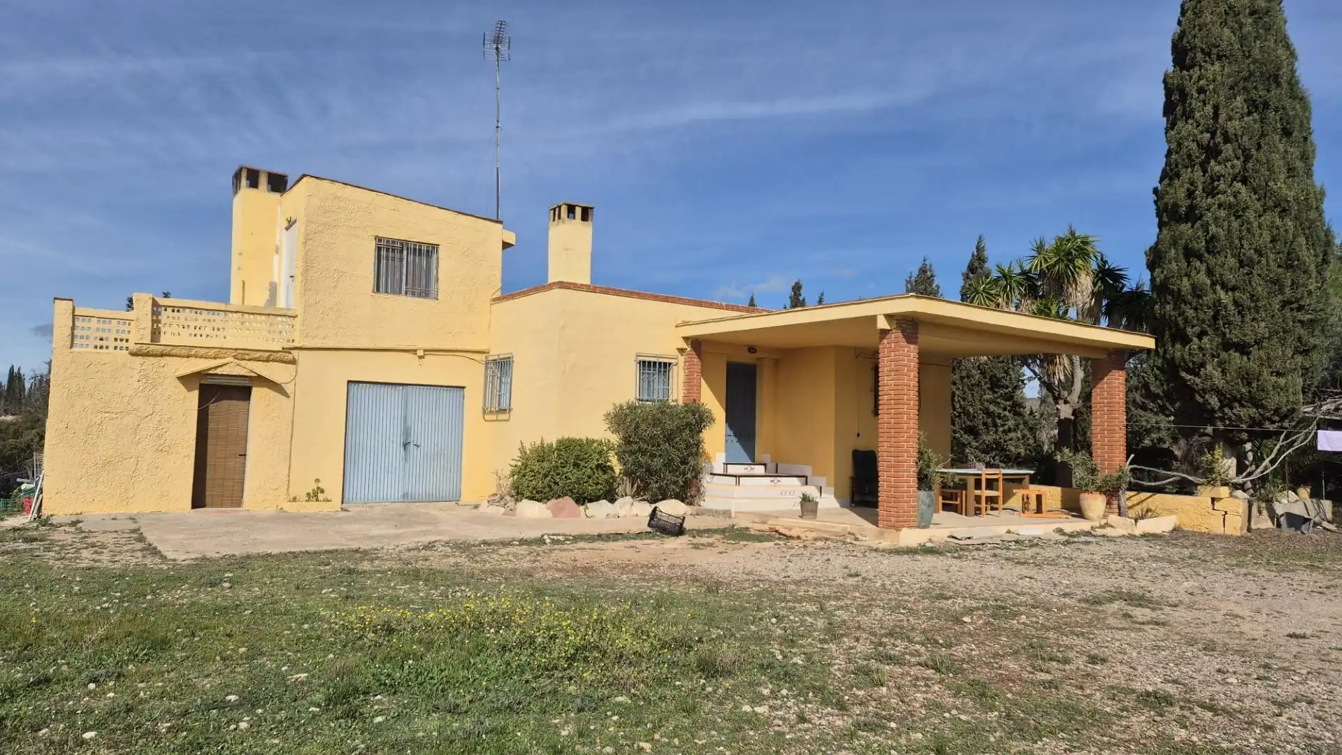 Vista exterior de Casa o chalet en venta en Llíria