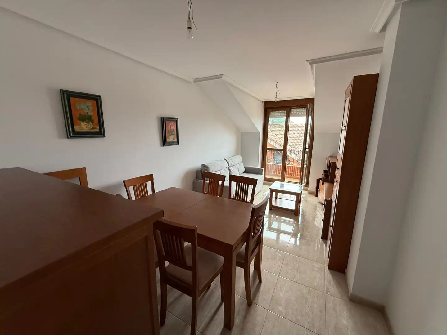 Sala d'estar de Àtic en venda en Noja amb Calefacció, Terrassa i Piscina comunitària