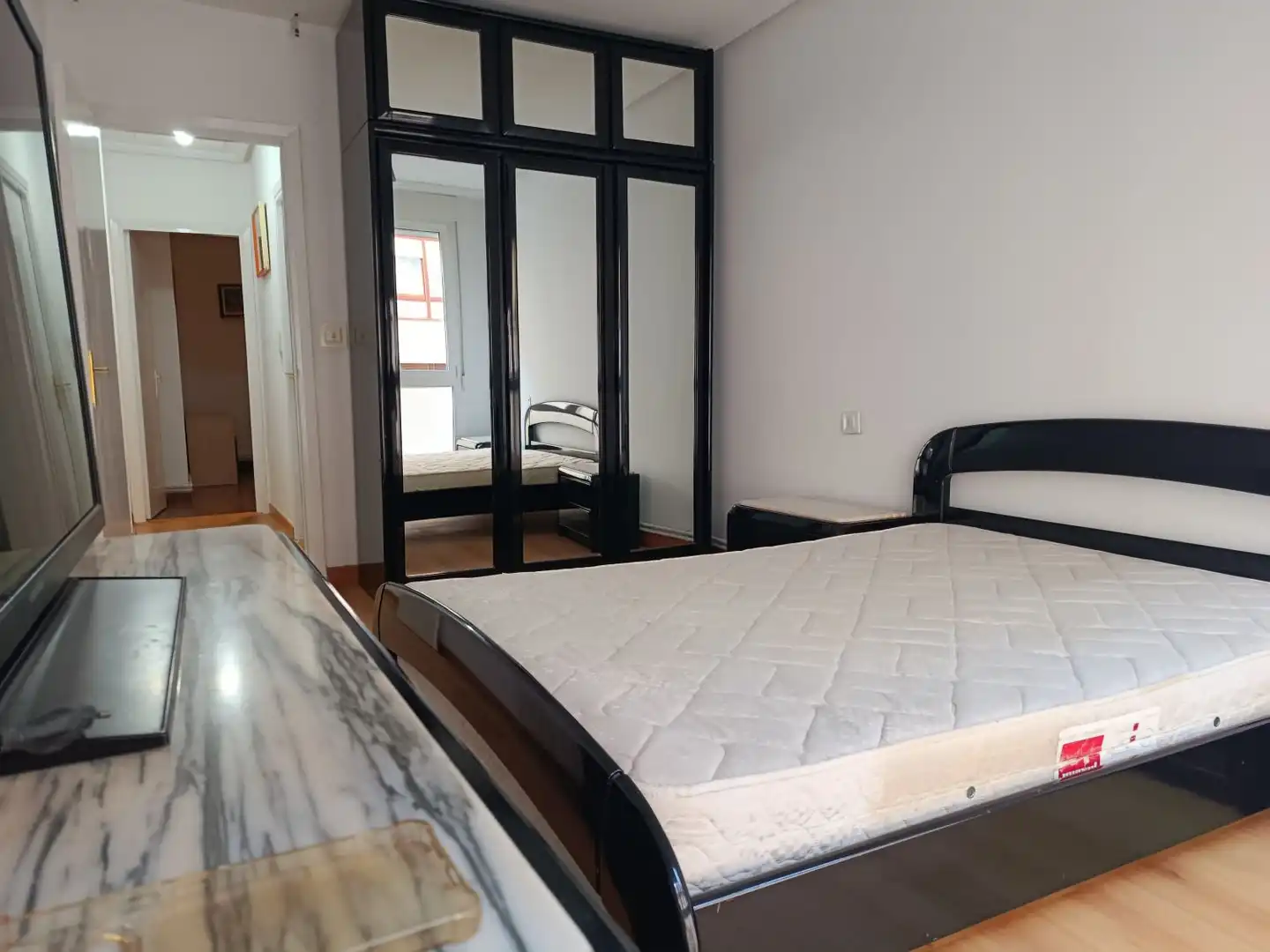 Dormitori de Pis en venda en Santoña amb Calefacció, Parquet i Terrassa
