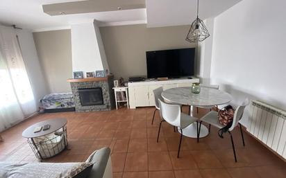 Sala d'estar de Casa o xalet en venda en Sabadell amb Aire condicionat i Terrassa