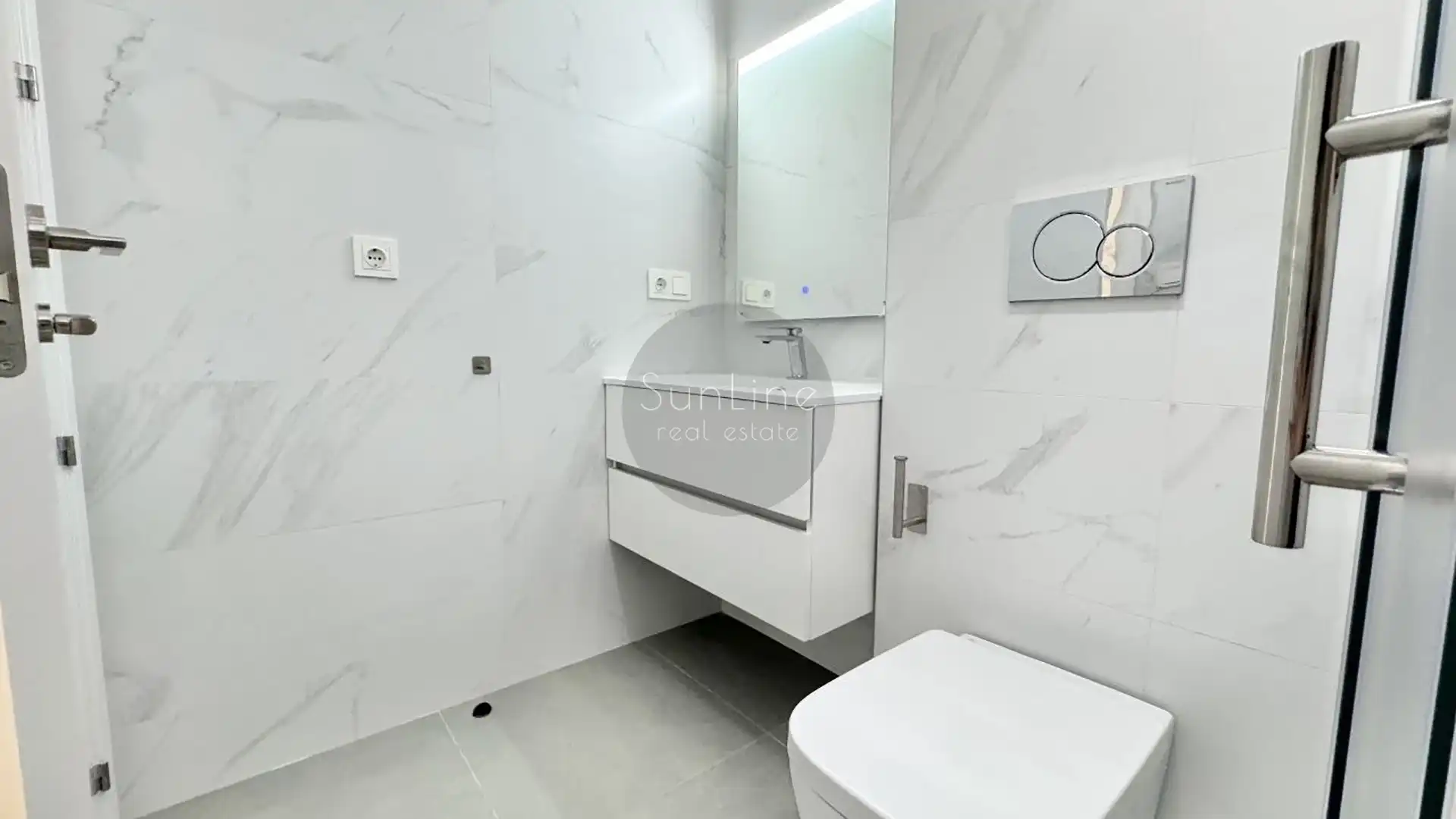 Baño de Piso de alquiler en Torrent con Aire acondicionado y Terraza