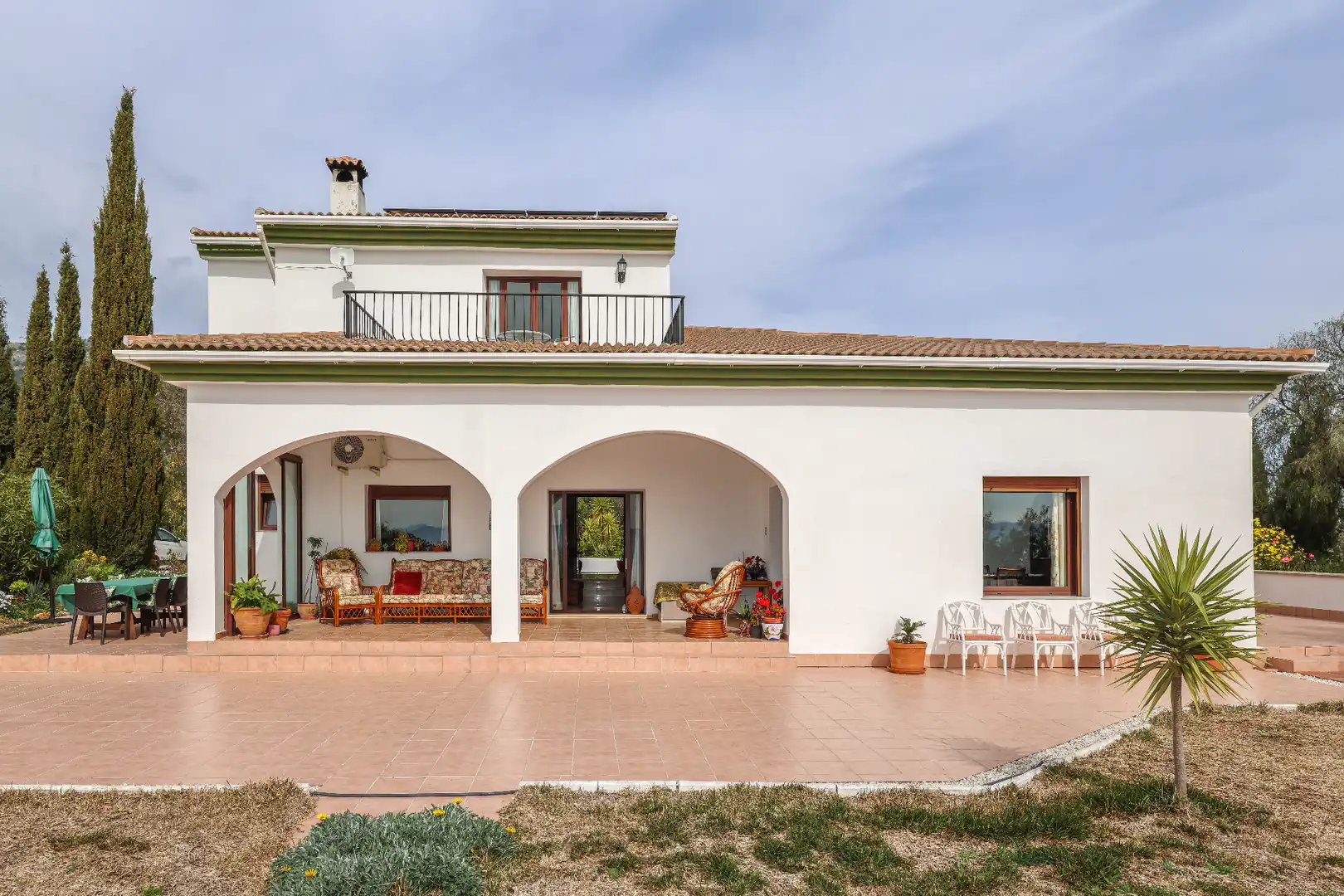 Vista exterior de Casa o chalet en venta en Casarabonela con Aire acondicionado, Jardín privado y Piscina