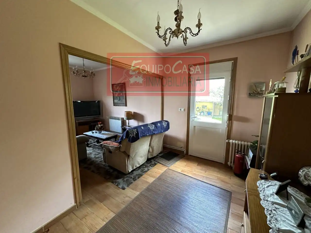 Sala d'estar de Casa o xalet en venda en Rábade amb Calefacció, Jardí privat i Moblat