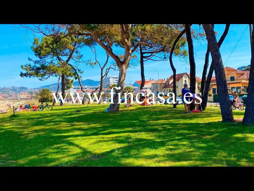 Casa o chalet en venta en Nigrán con Aire acondicionado, Calefacción y Jardín privado