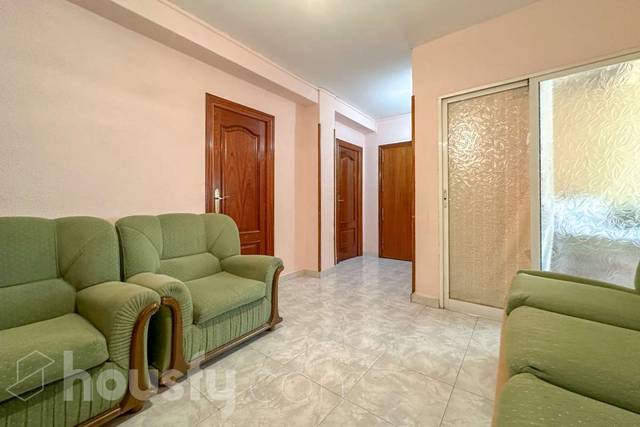 Planta baja en Venta en Calle López de Hoyos, . en Colina
