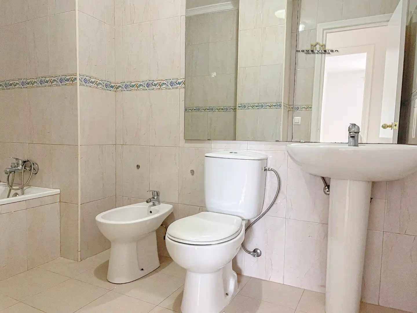 Bathroom of Flat for sale in Jerez de la Frontera