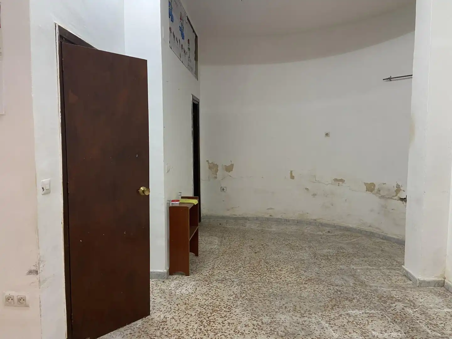 Local comercial en venda a Pasaje Escritor Pérez de Rivas, imagen 5