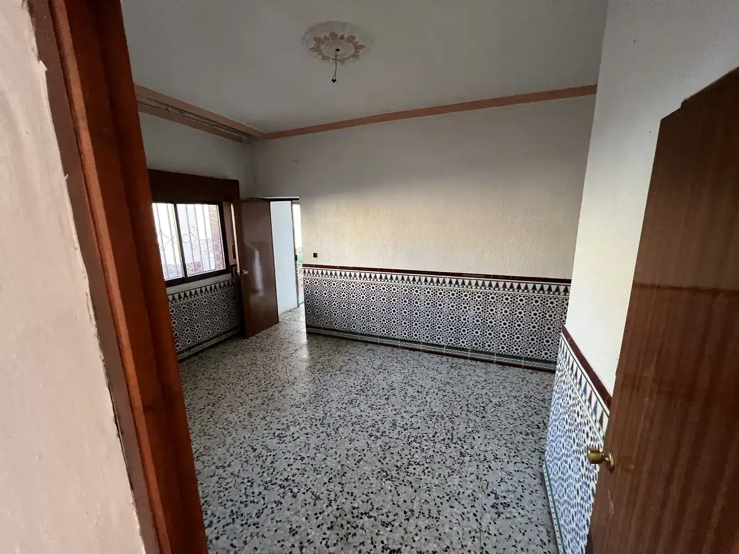 Dormitori de Casa adosada en venda en Guadix amb Traster i Balcó
