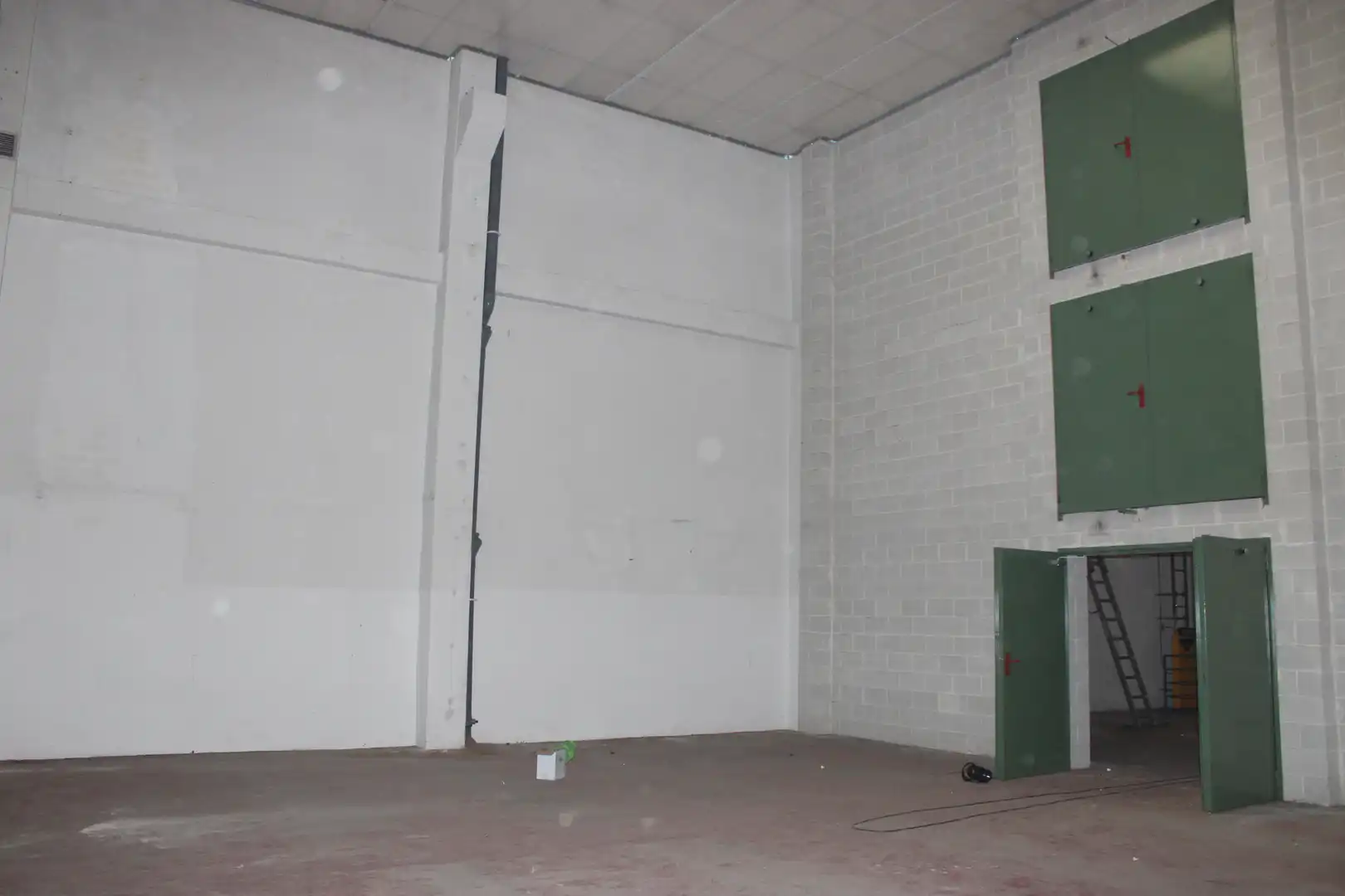 Nau industrial de lloguer en Girona