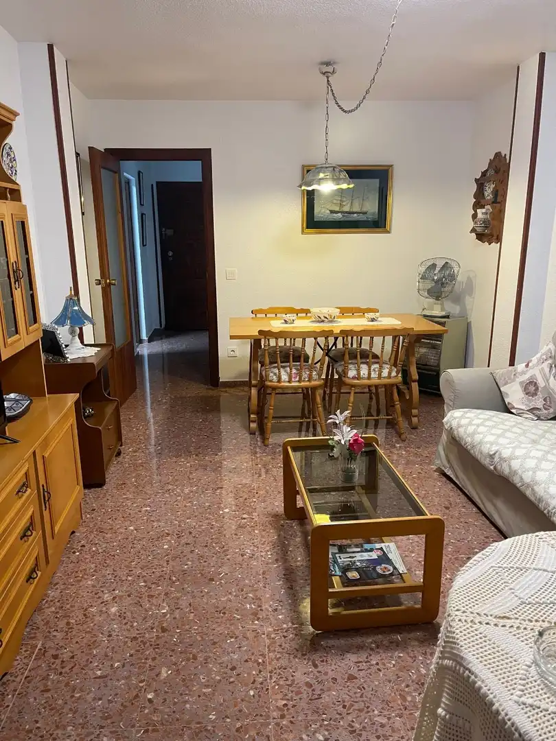 Menjador de Apartament de lloguer en Mazarrón amb Aire condicionat, Calefacció i Moblat