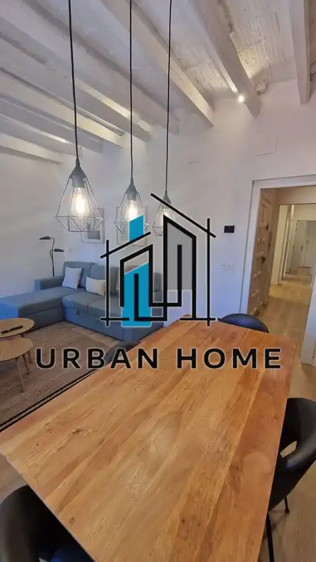 Exterior view of Flat for rent in León Capital   with Heating and Parquet flooring