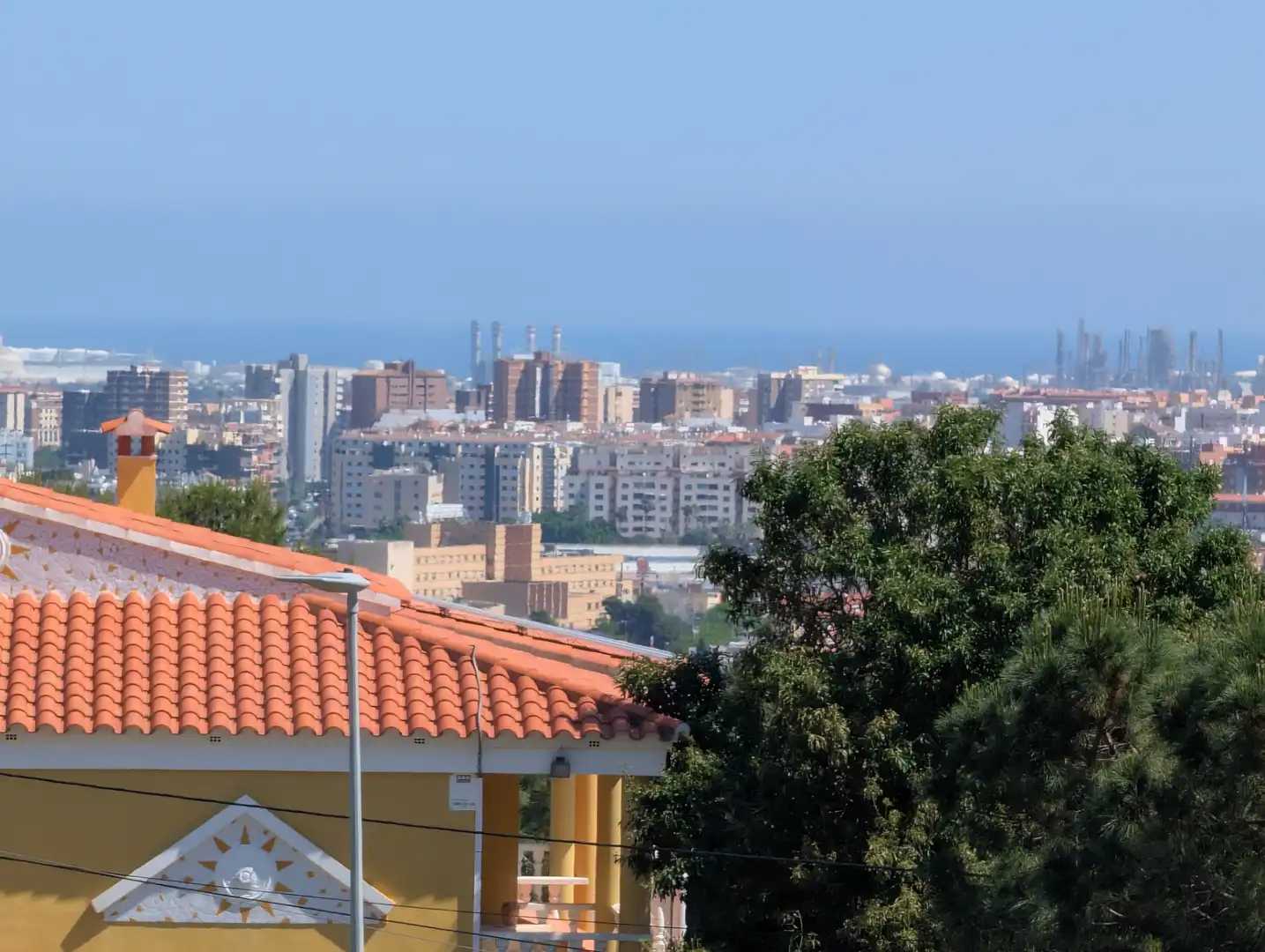 Vista exterior de Casa o chalet en venta en Castellón de la Plana / Castelló de la Plana con Calefacción, Jardín privado y Terraza