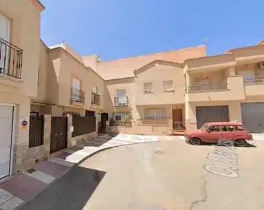 Casa a schiera in vendita a Calle Mar Caspio