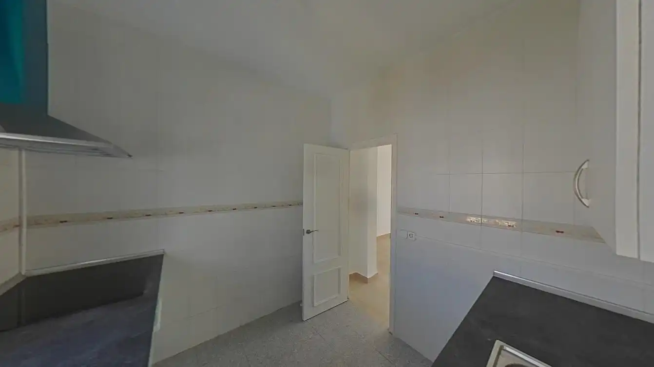 Kitchen of Flat for sale in Sevilla
