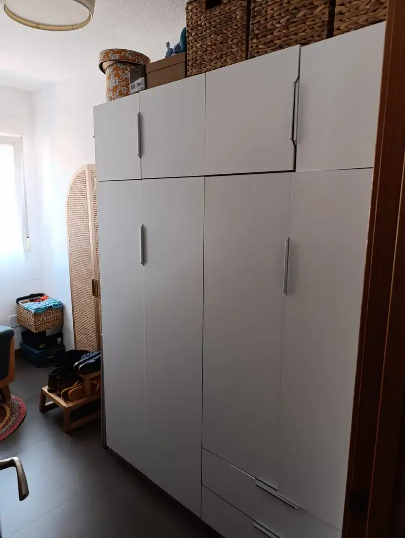 Dormitori de Apartament en venda en Madrid