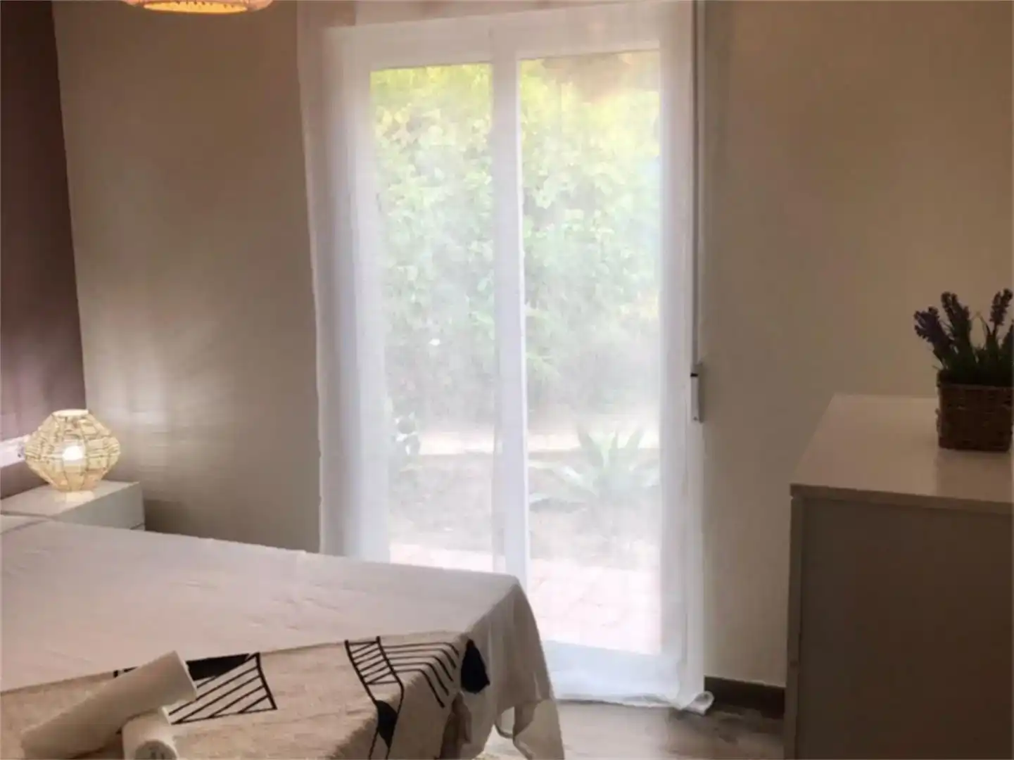 Dormitori de Finca rústica en venda en Estepona amb Aire condicionat
