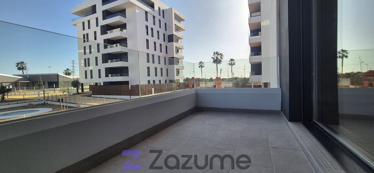 Flat to rent in C. Ángel Ojeda Avilés, Entrenúcleos