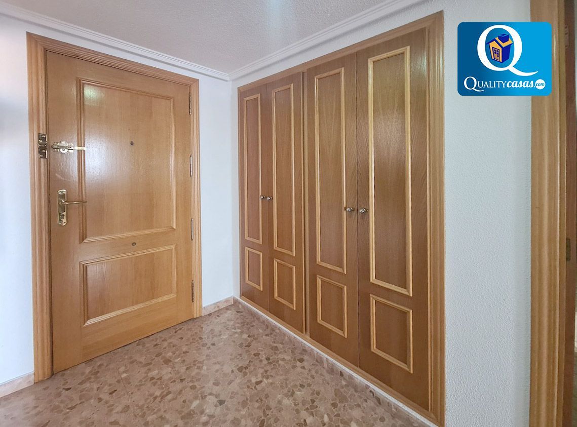 Bedroom of Attic for sale in Alicante / Alacant  with Heating, Terrace and Community pool