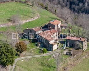 Vista exterior de Finca rústica en venda en Molló amb Aire condicionat i Balcó