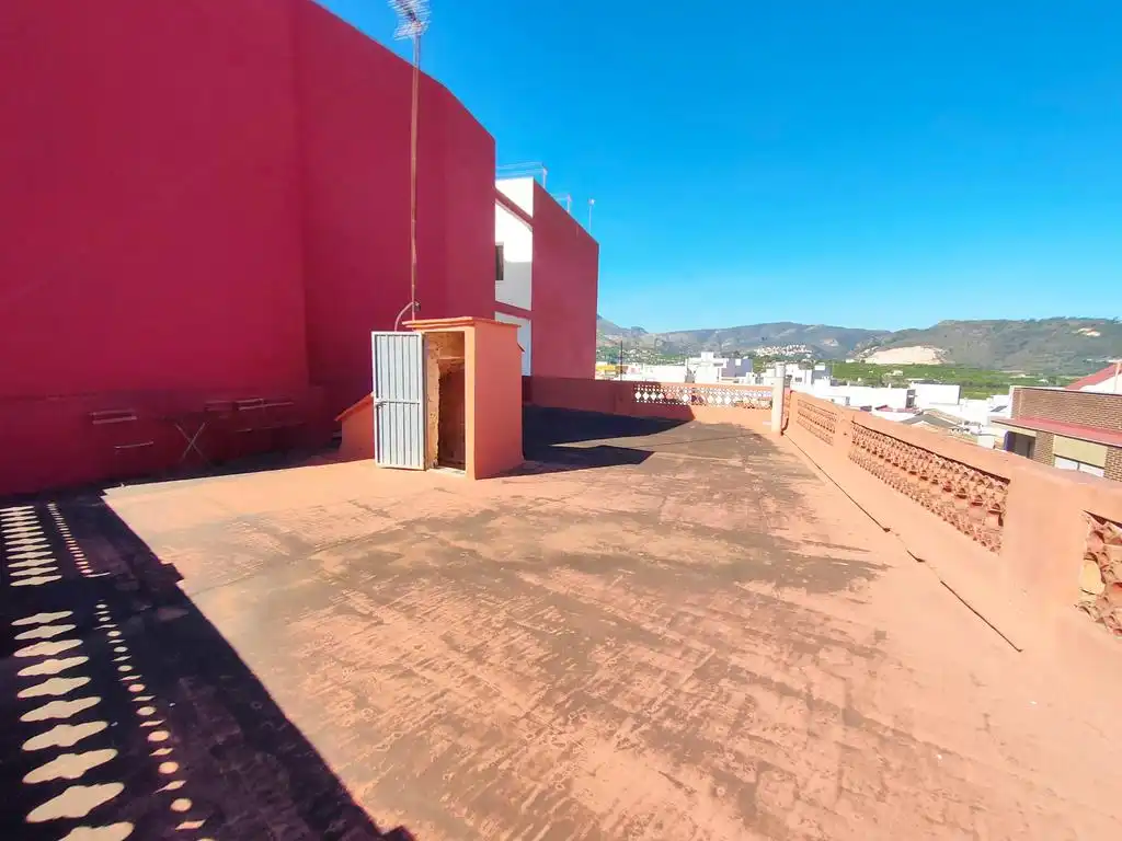 Casa amb piscina en venda a Pego