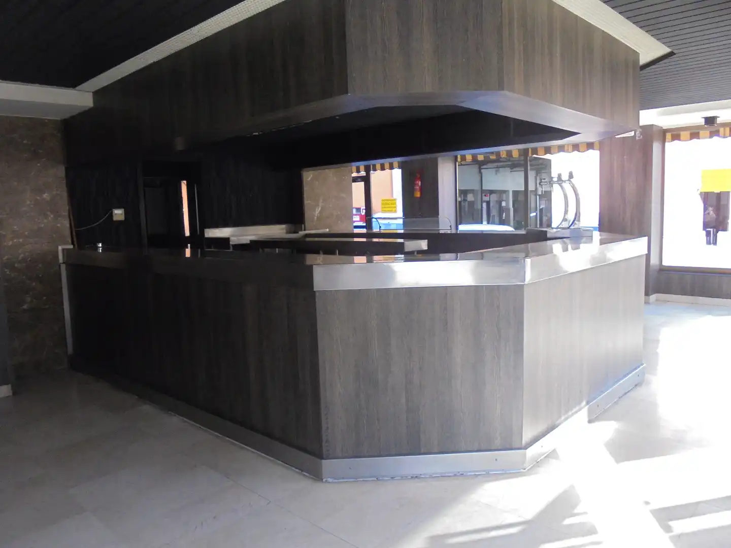Local comercial en venda a Barbastro, imagen 2