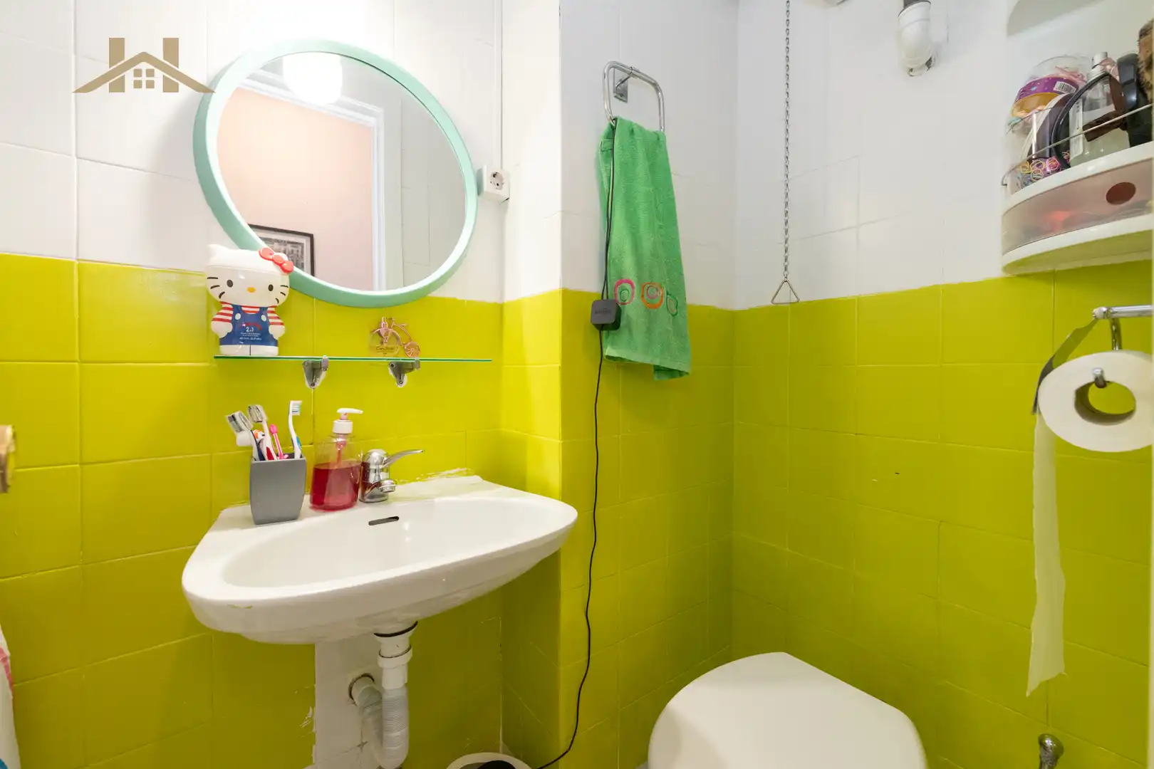 Bathroom of Flat for sale in Galapagar  with Terrace and Community pool