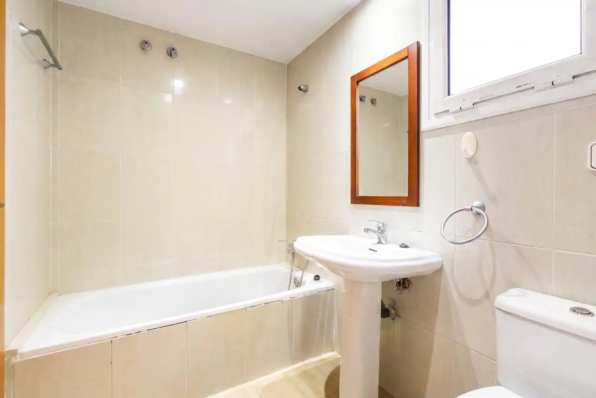 Baño de Dúplex en venta en Sant Joan Despí con Aire acondicionado y Calefacción