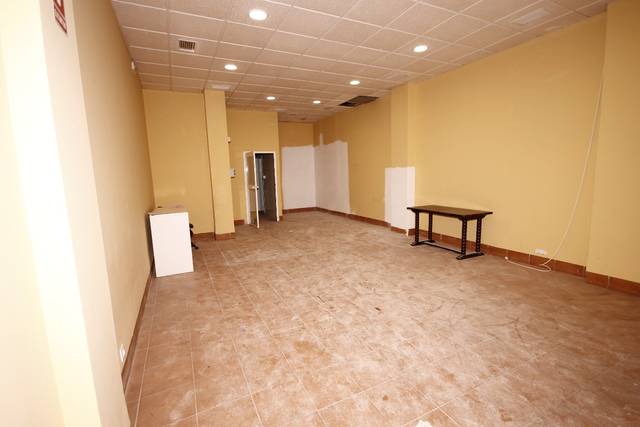 Local comercial en Alquiler en Nueva Alcalá