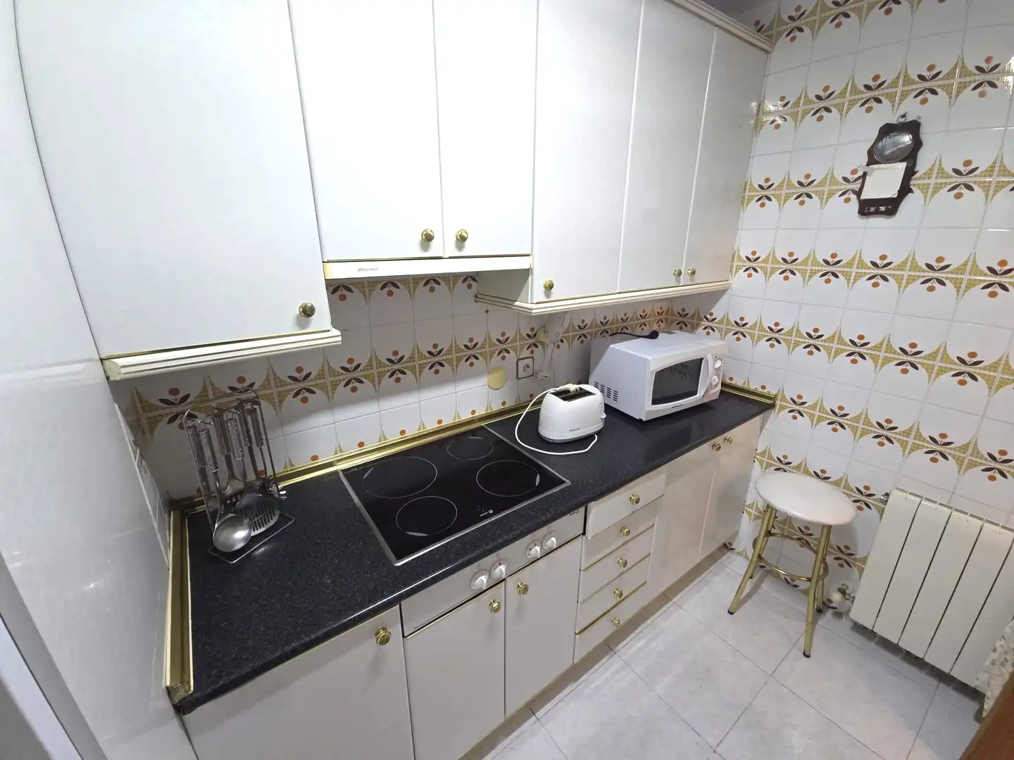Kitchen of Flat for rent in Cáceres  with Air Conditioner, Heating and Terrace