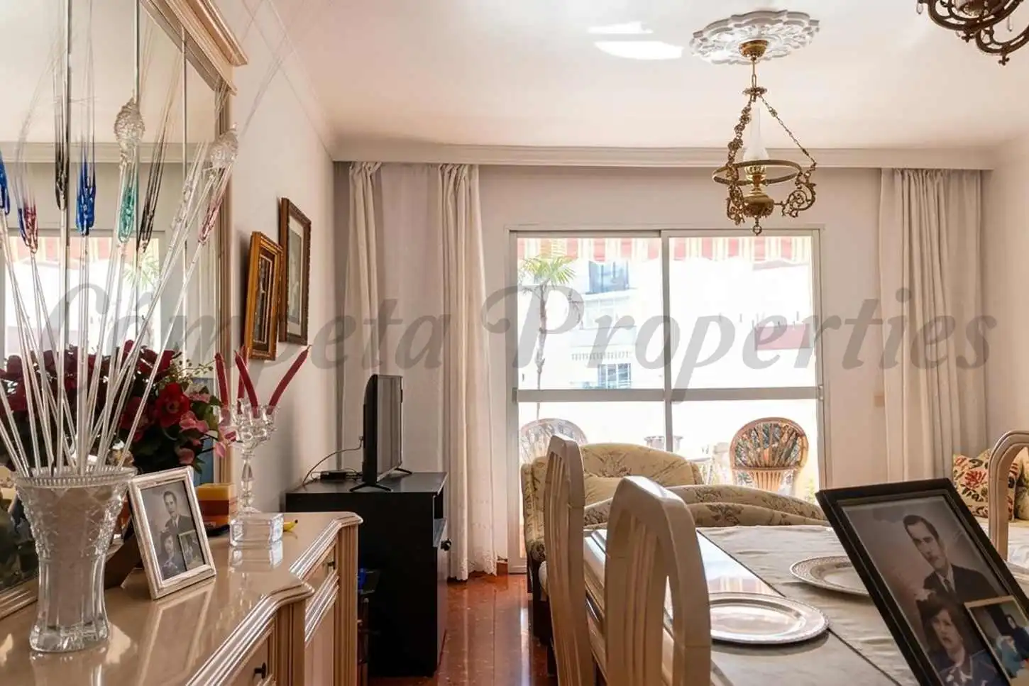 Comedor de Apartamento en venta en Nerja con Amueblado y Balcón