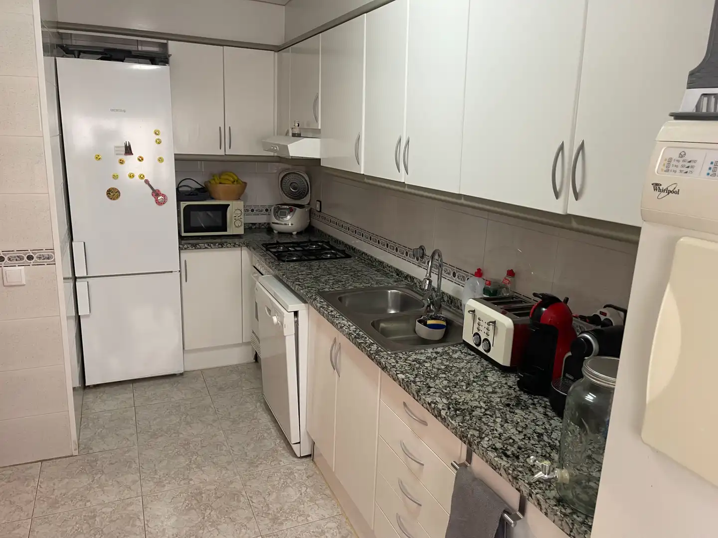 Cocina de Piso en venta en Pineda de Mar con Calefacción, Amueblado y Horno