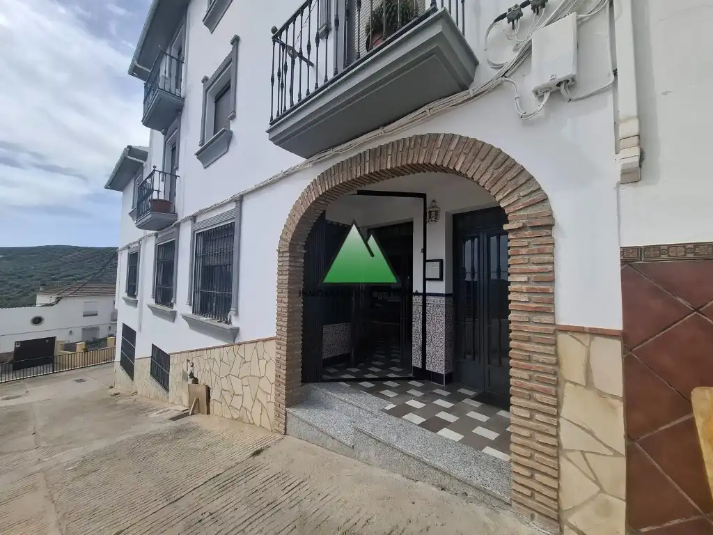 Vista exterior de Edificio en venta en Villanueva de Tapia