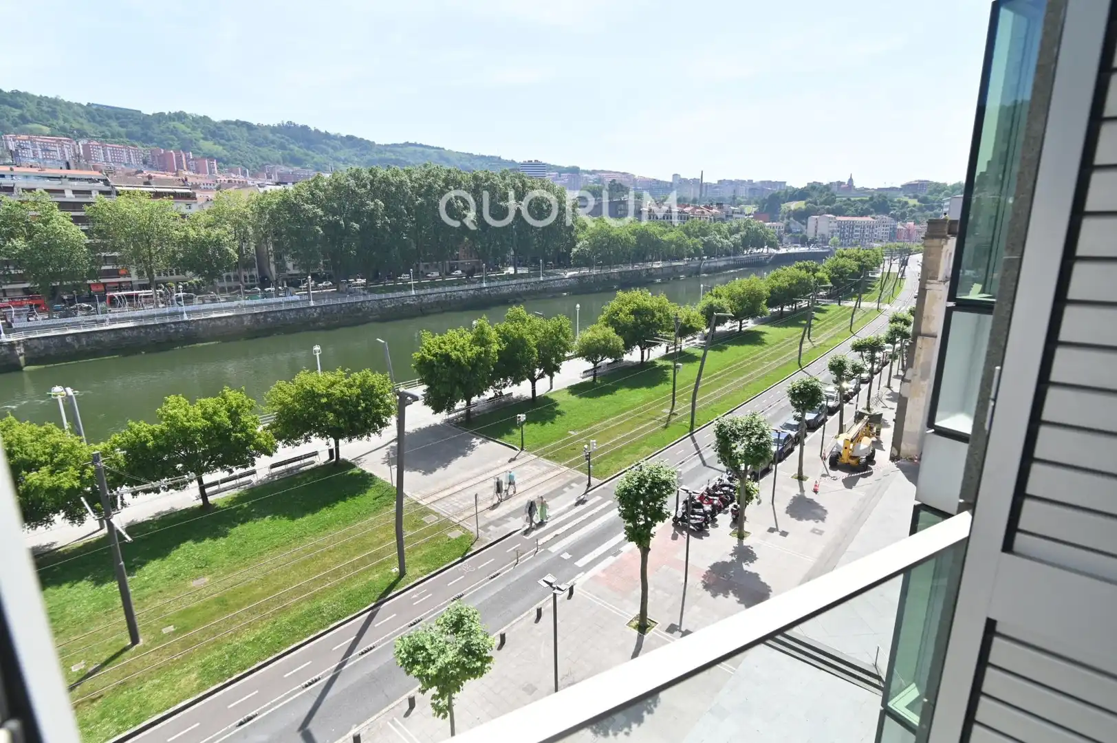 Außenansicht von Wohnung zum Verkauf in Bilbao  mit Klimaanlage, Heizung und Terrasse